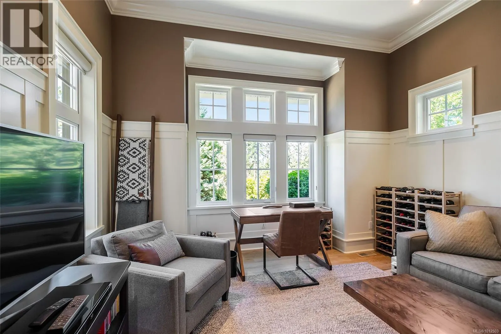 2328 Evanshire Cres