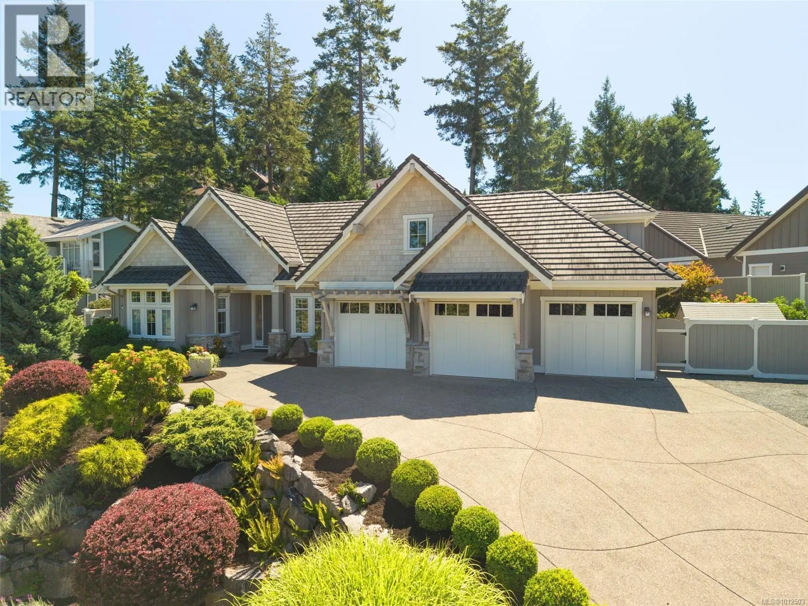 2328 Evanshire Cres