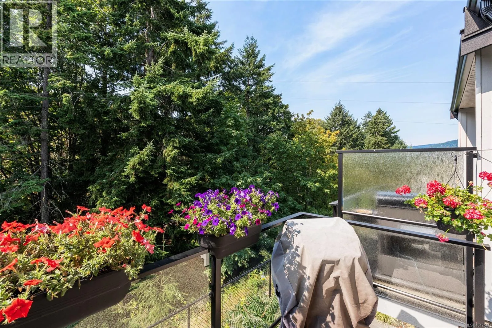 1127 Pullman Close