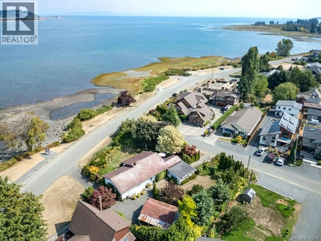 3945 Marine Dr