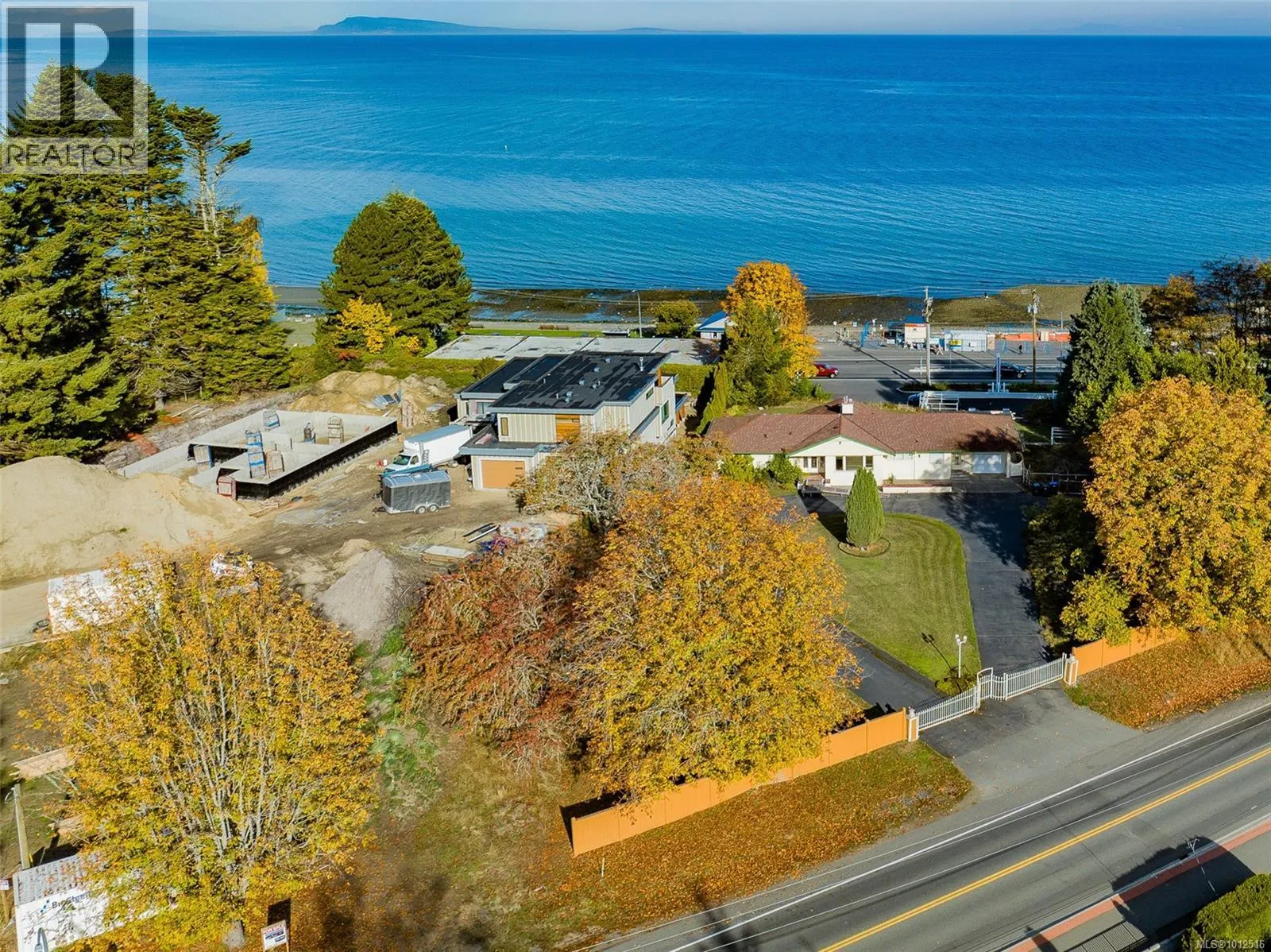 Lot 2 Memorial Ave