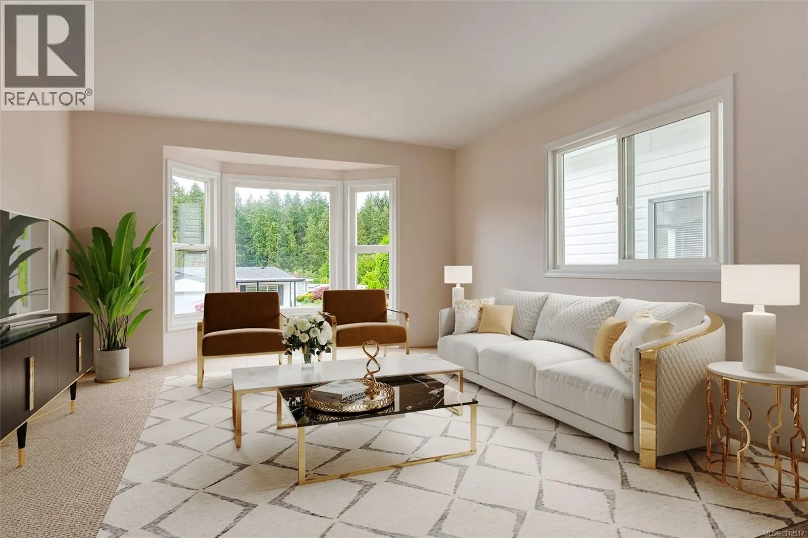 1011 Collier Cres