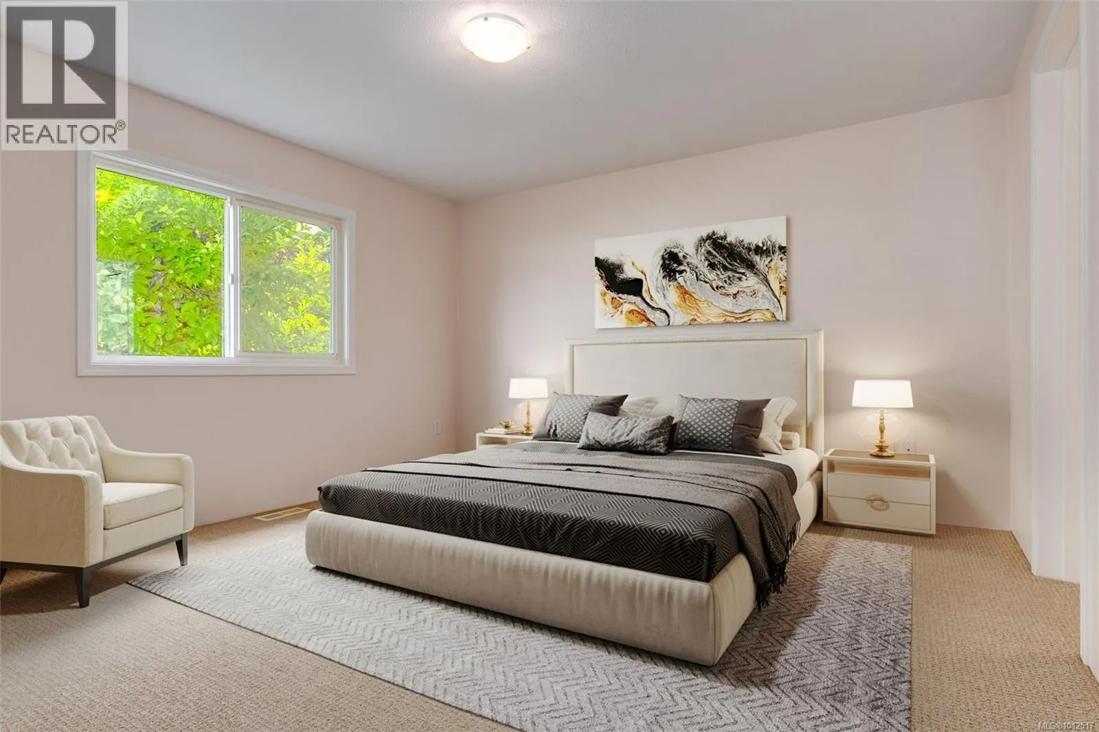 1011 Collier Cres