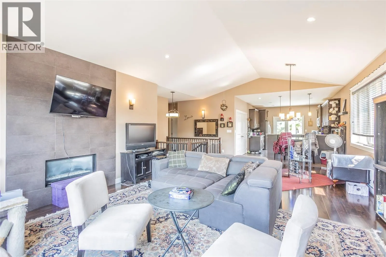 3353 Sewell Rd