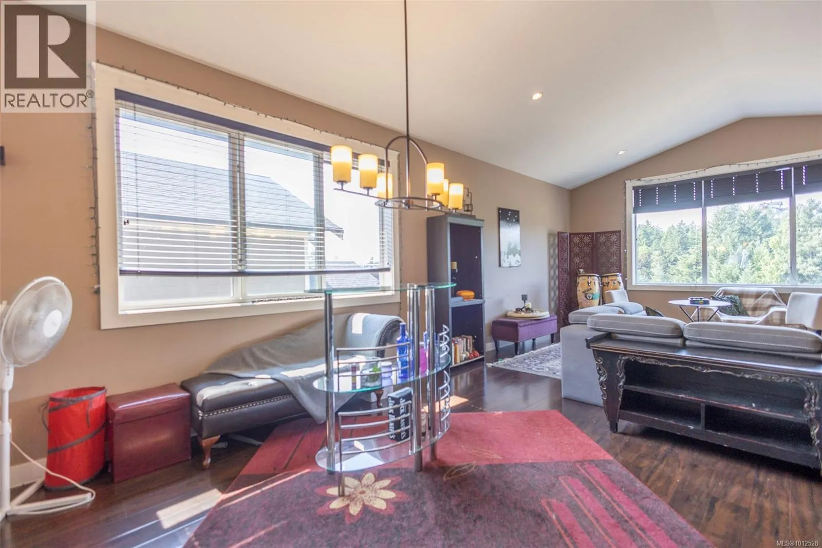 3353 Sewell Rd