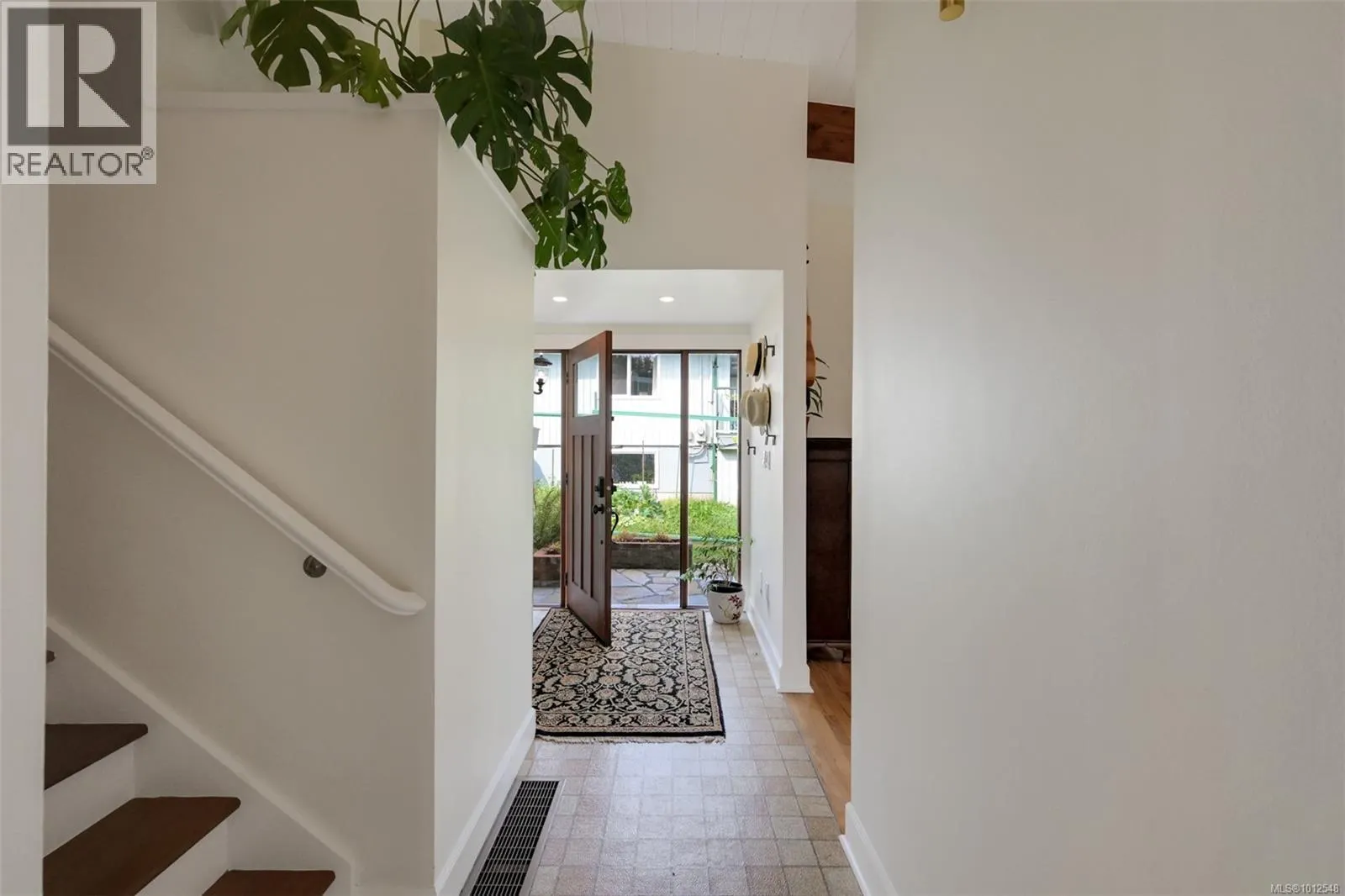 4270 Parkside Cres