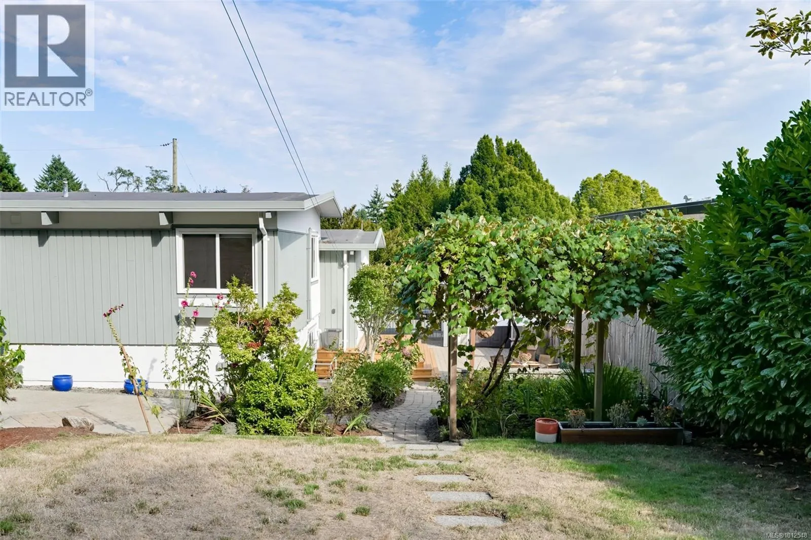 4270 Parkside Cres