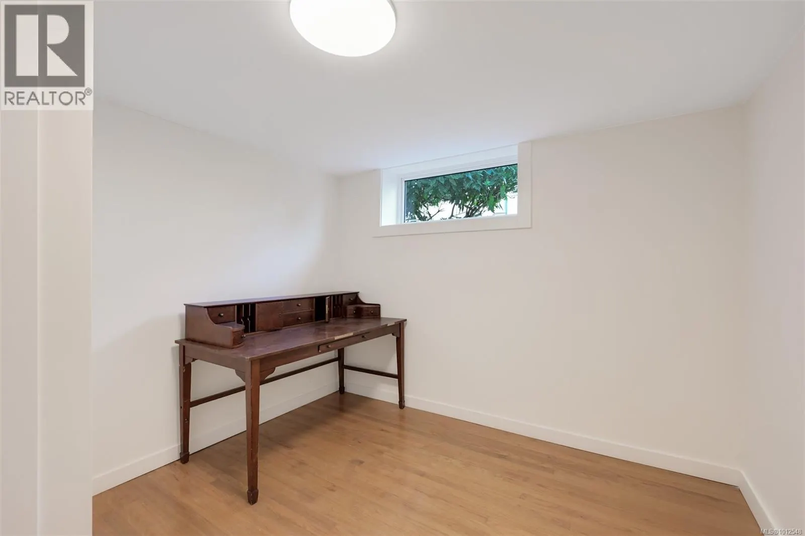 4270 Parkside Cres