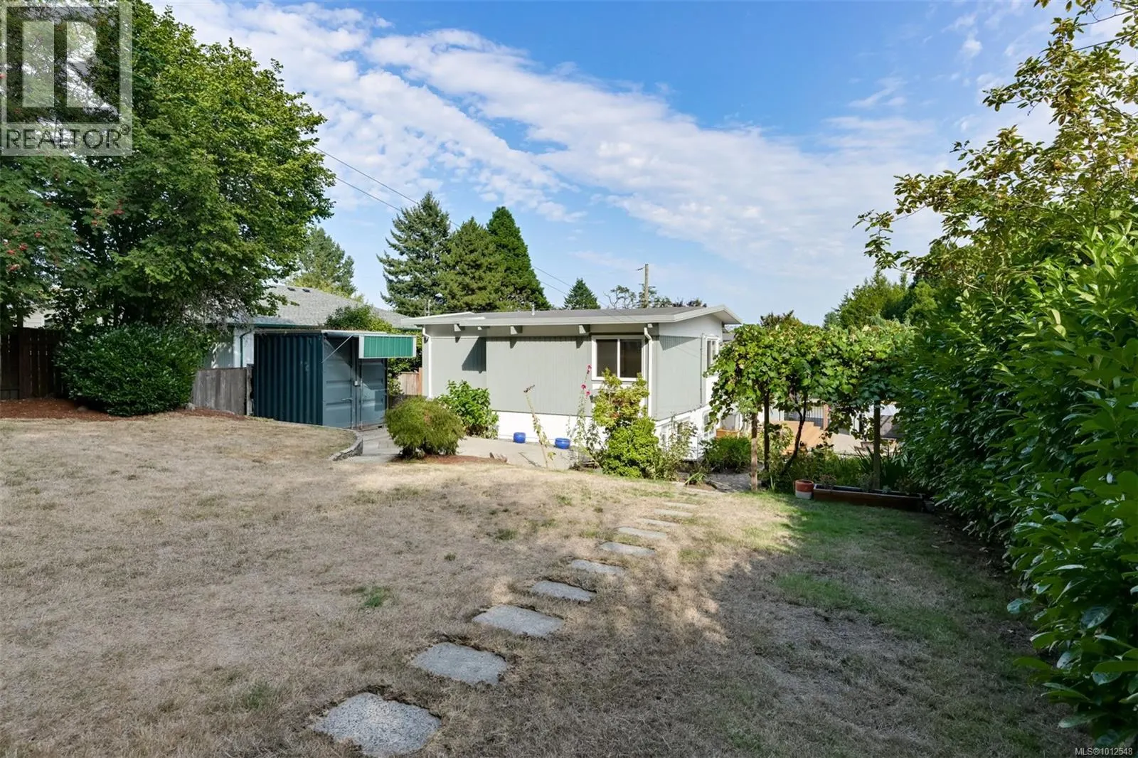 4270 Parkside Cres