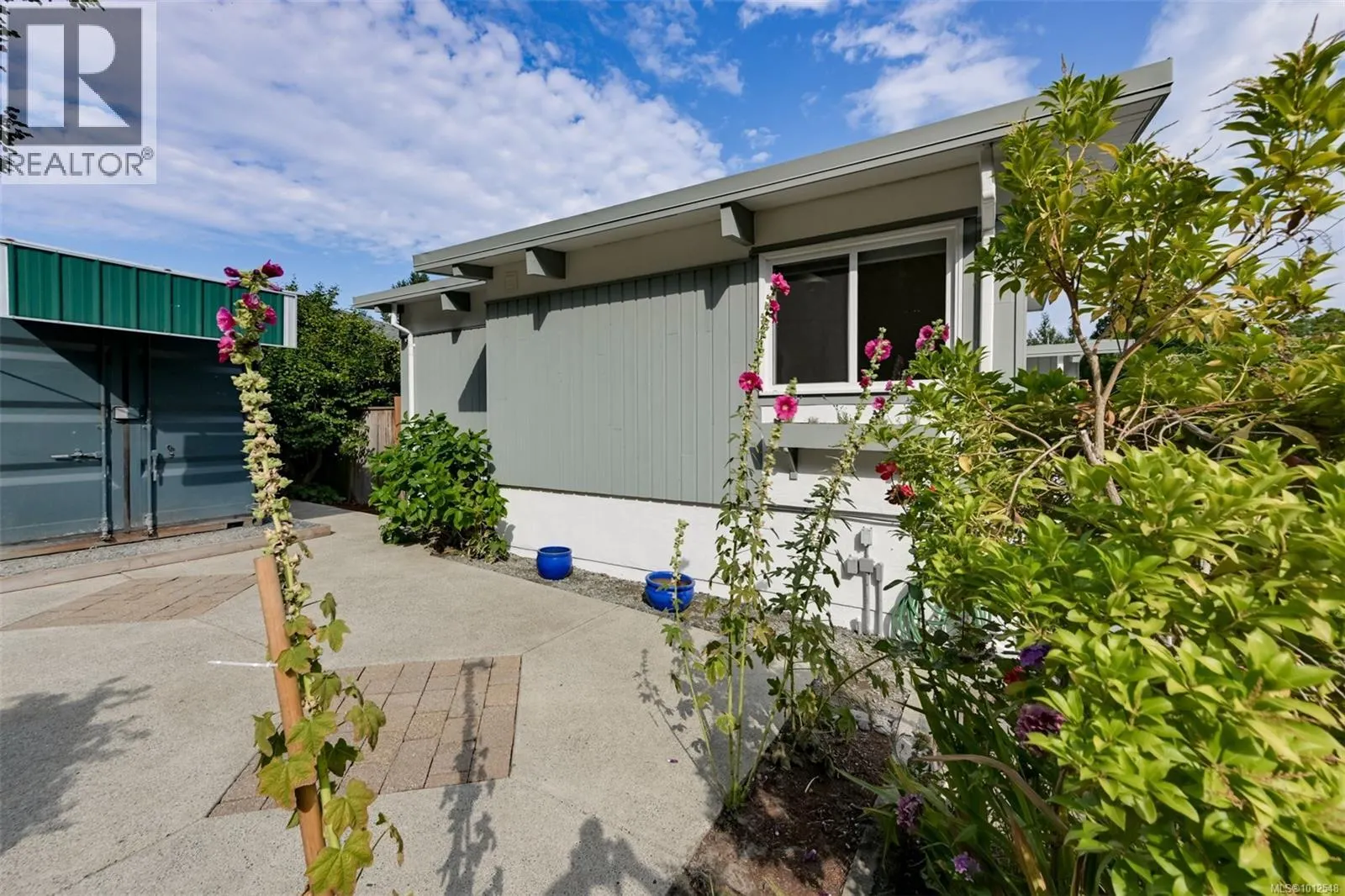 4270 Parkside Cres