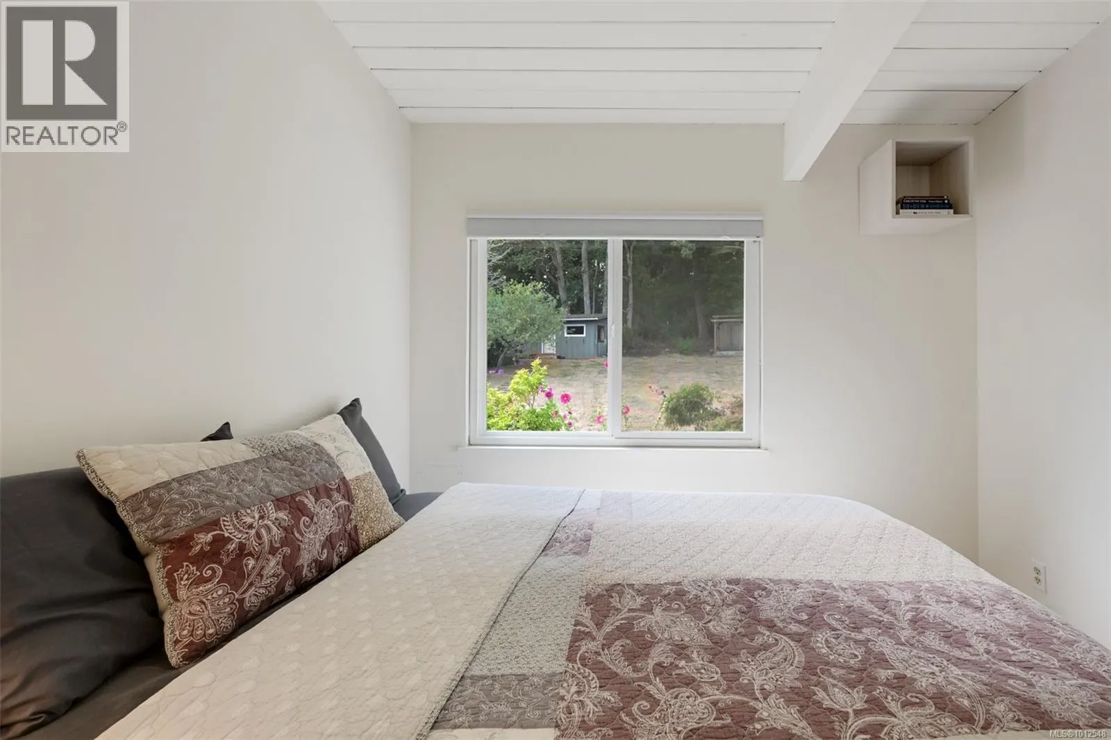 4270 Parkside Cres