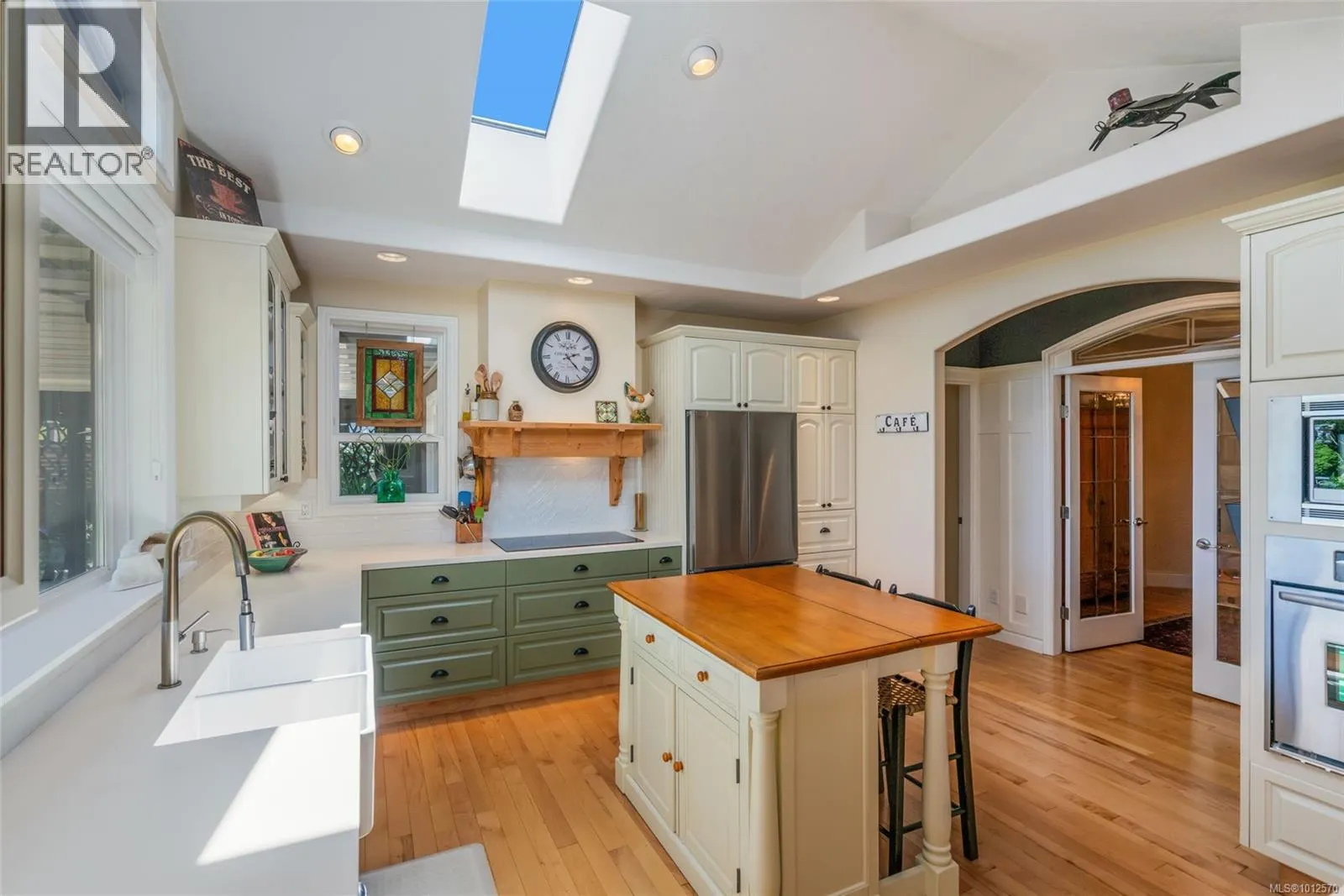 500 Muirfield Close