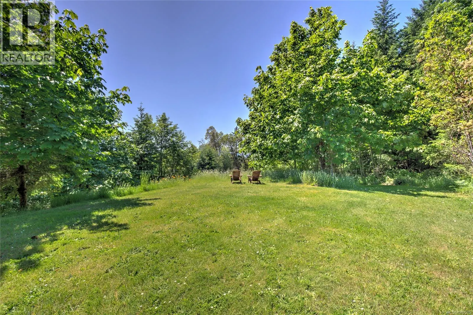 7337 Alberta Pl