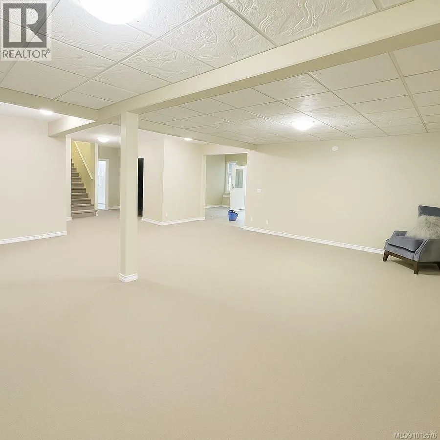 2913 Pacific View Terr