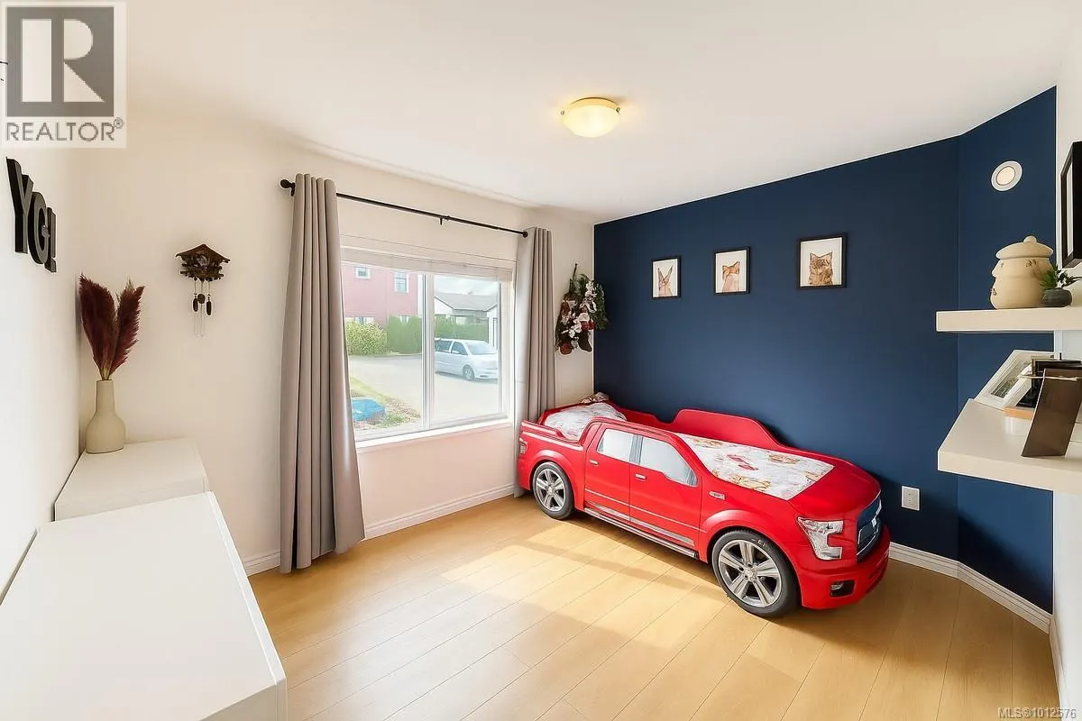 2913 Pacific View Terr