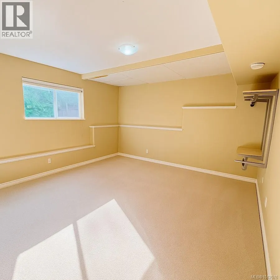 2913 Pacific View Terr