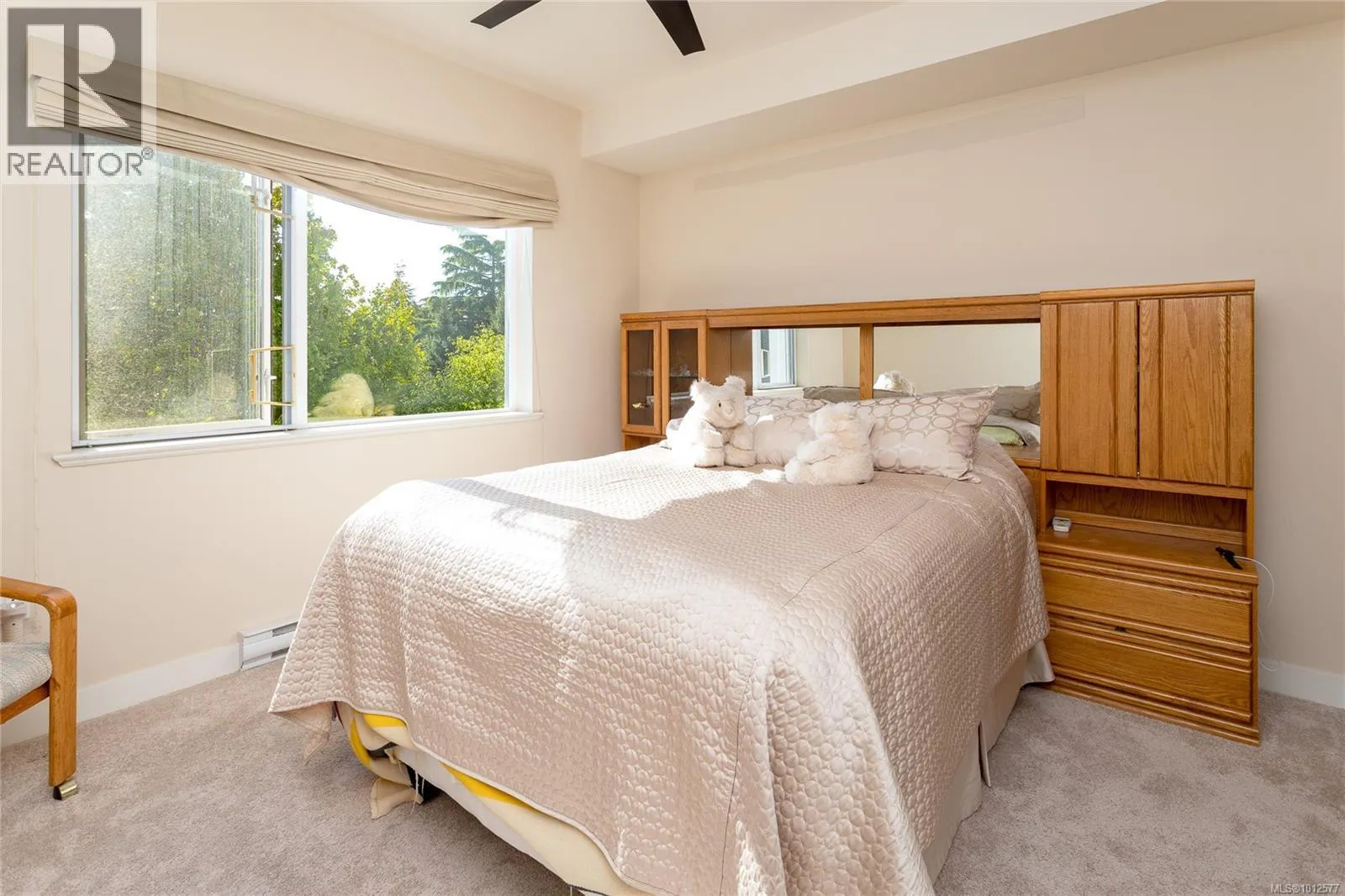 301 4394 West Saanich Rd
