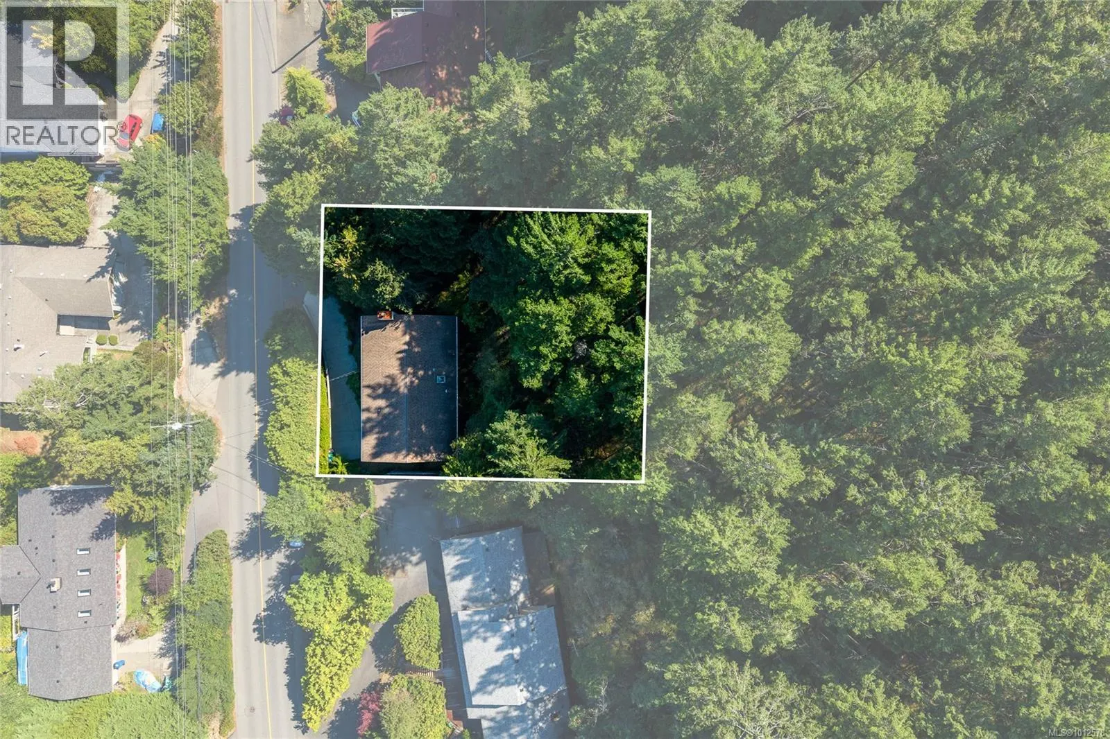 5267 Lost Lake Rd