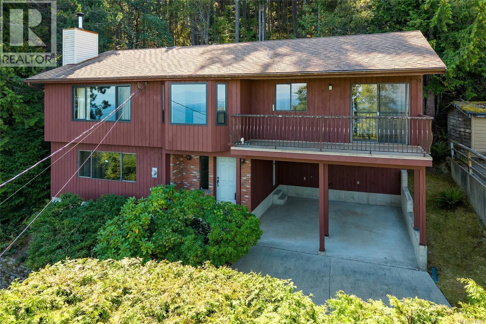 5267 Lost Lake Rd