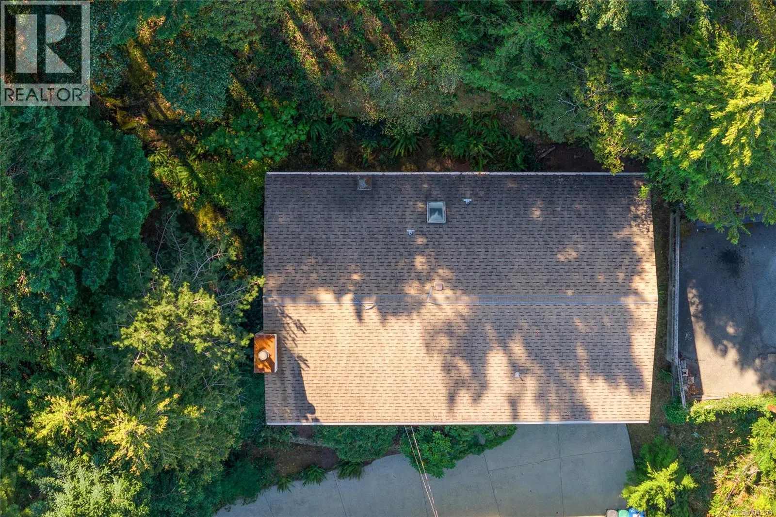 5267 Lost Lake Rd