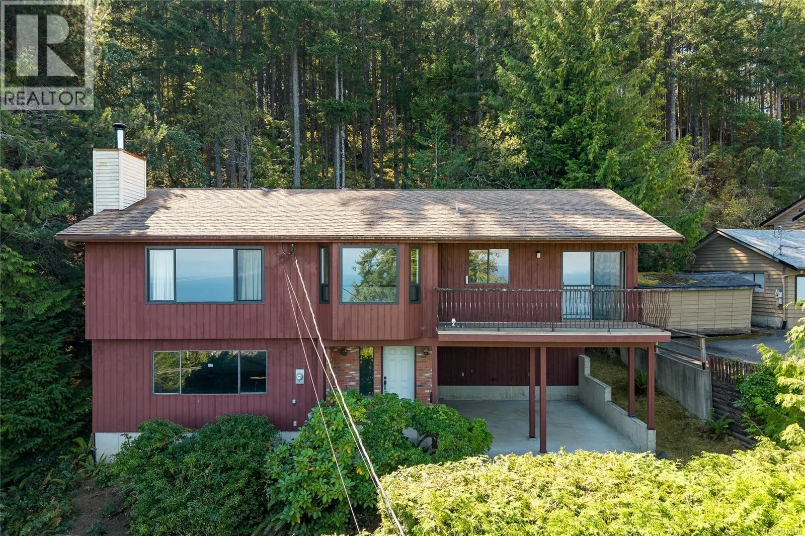5267 Lost Lake Rd