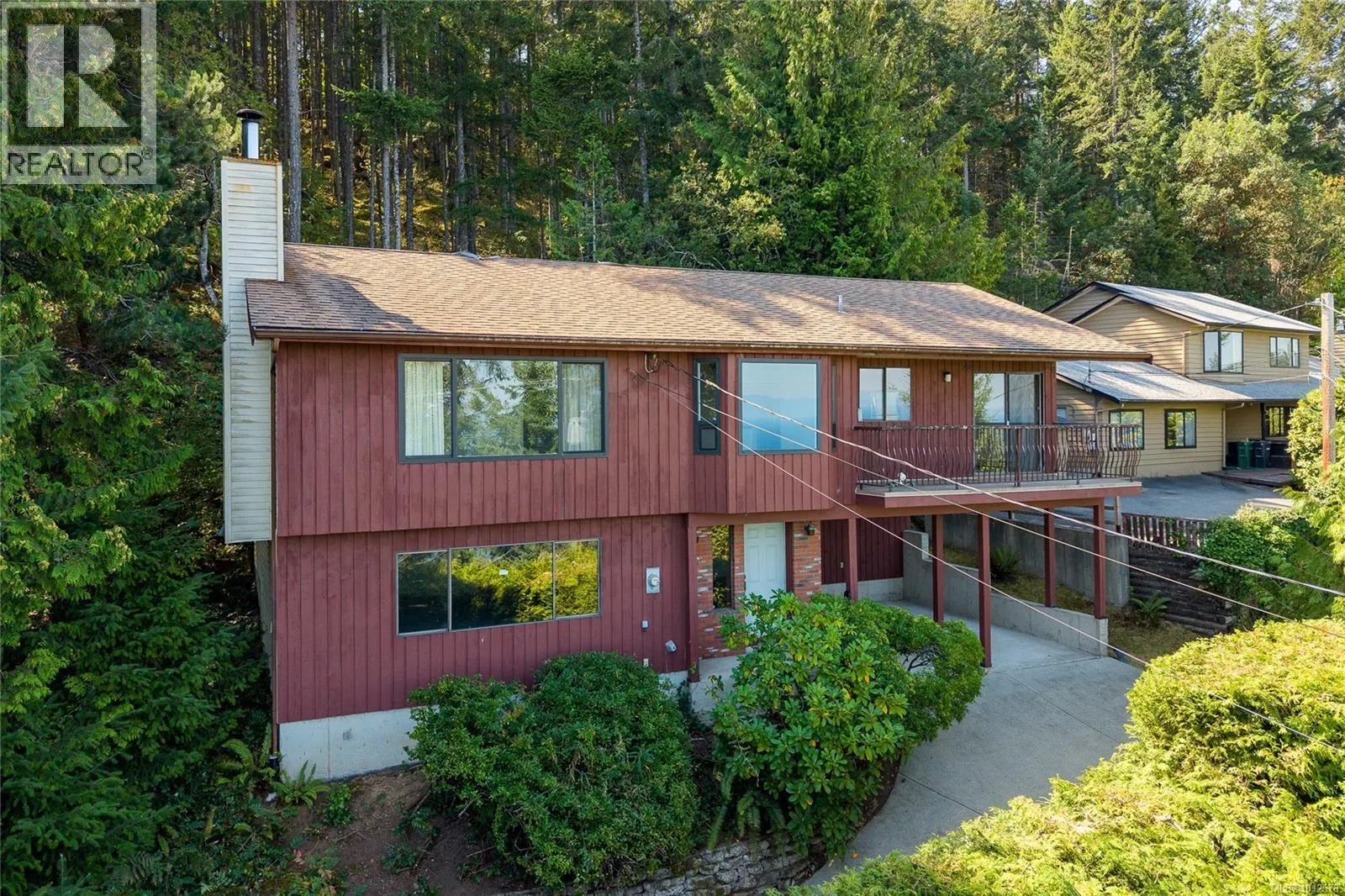 5267 Lost Lake Rd