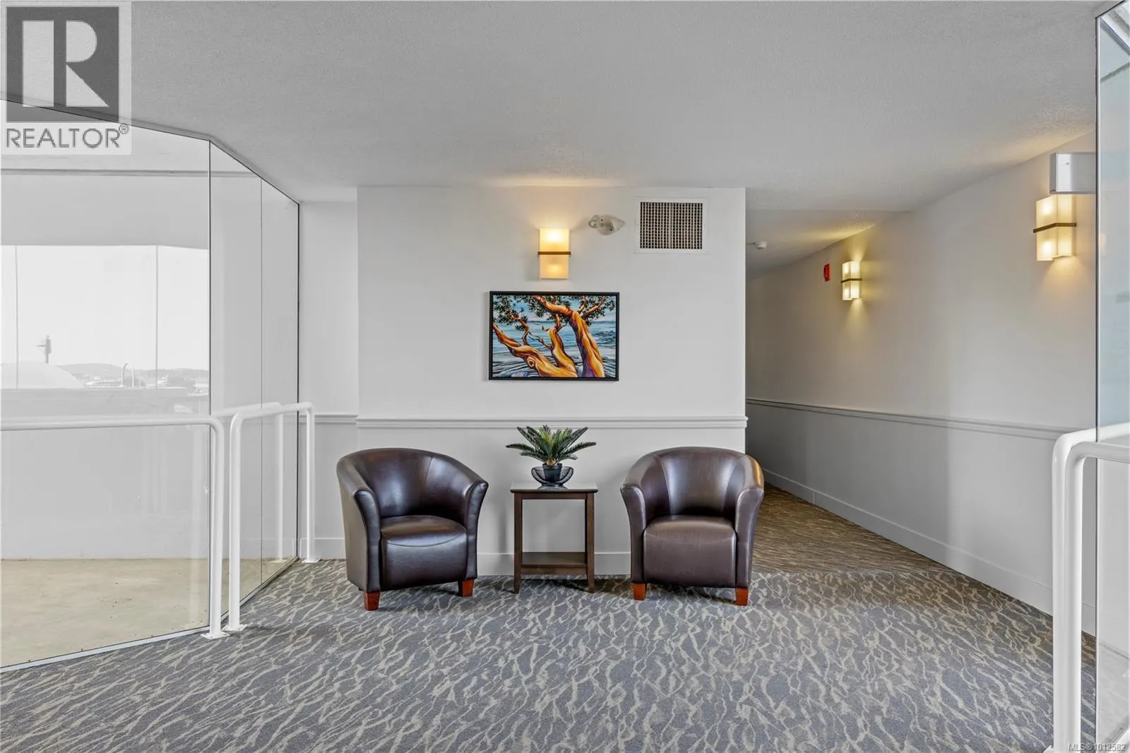 206 158 Promenade Dr
