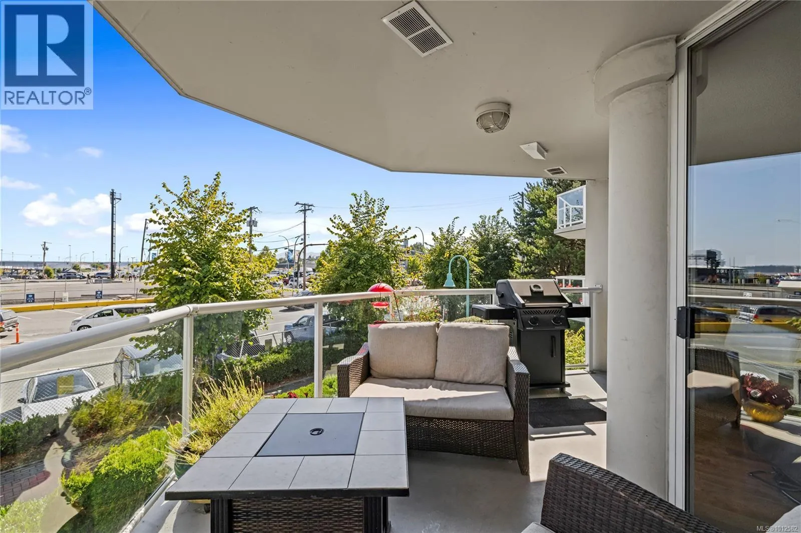 206 158 Promenade Dr