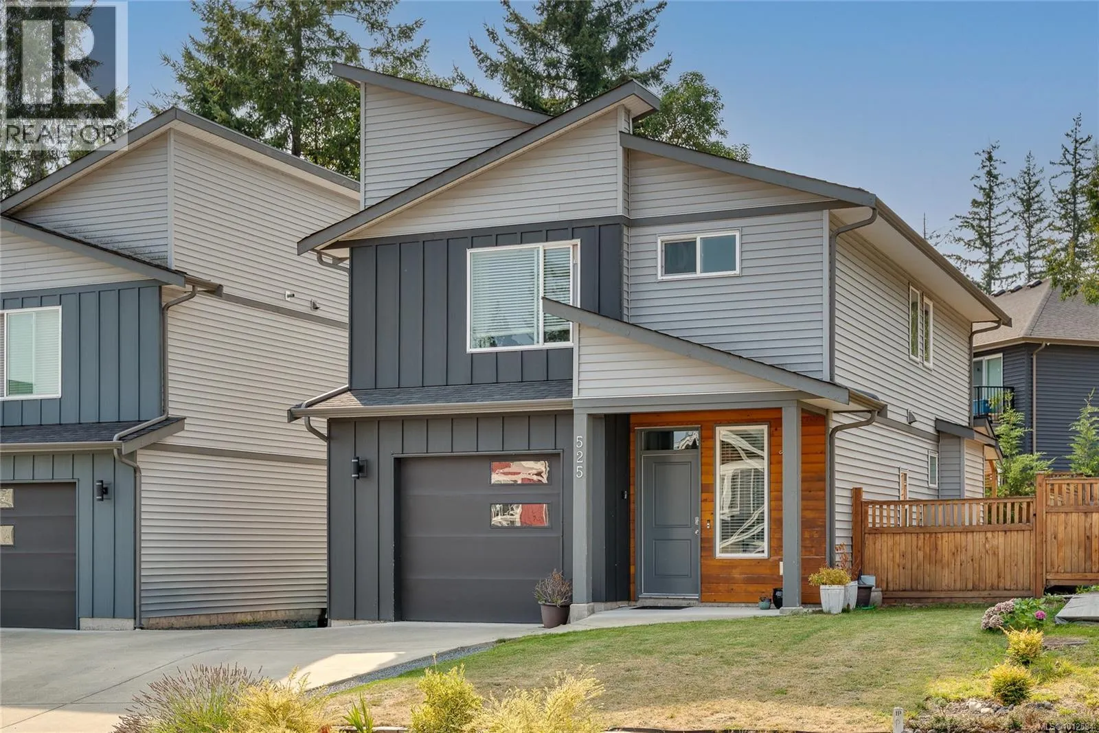 525 Steeves Rd