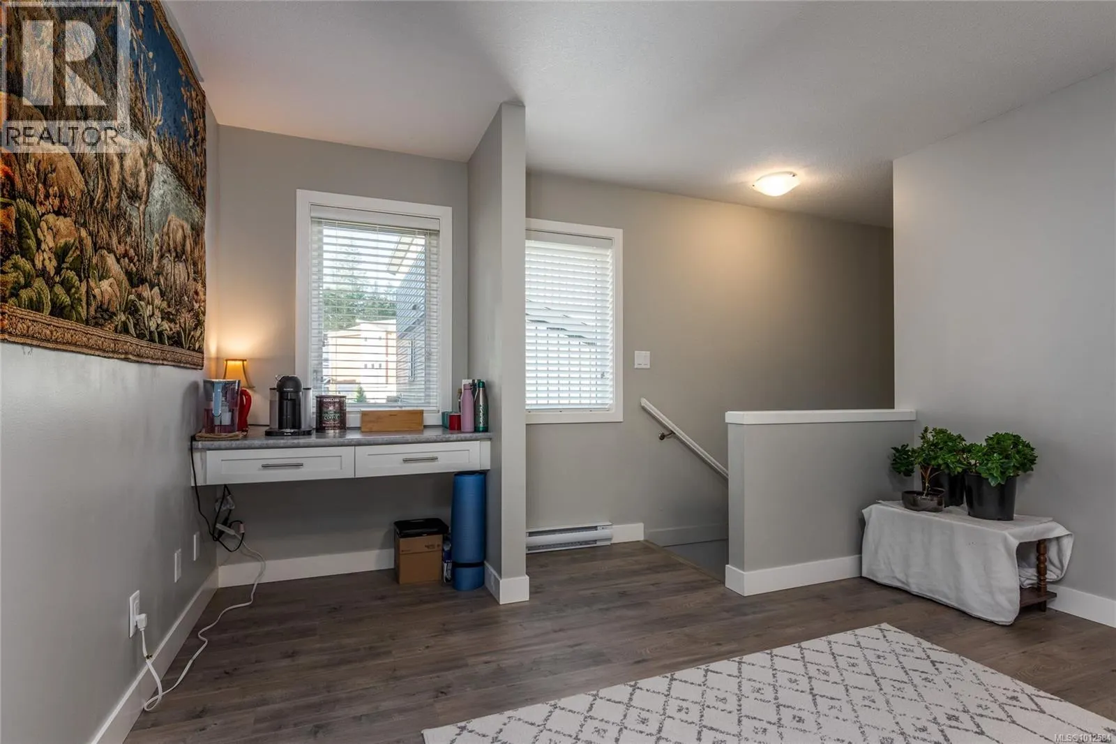 525 Steeves Rd