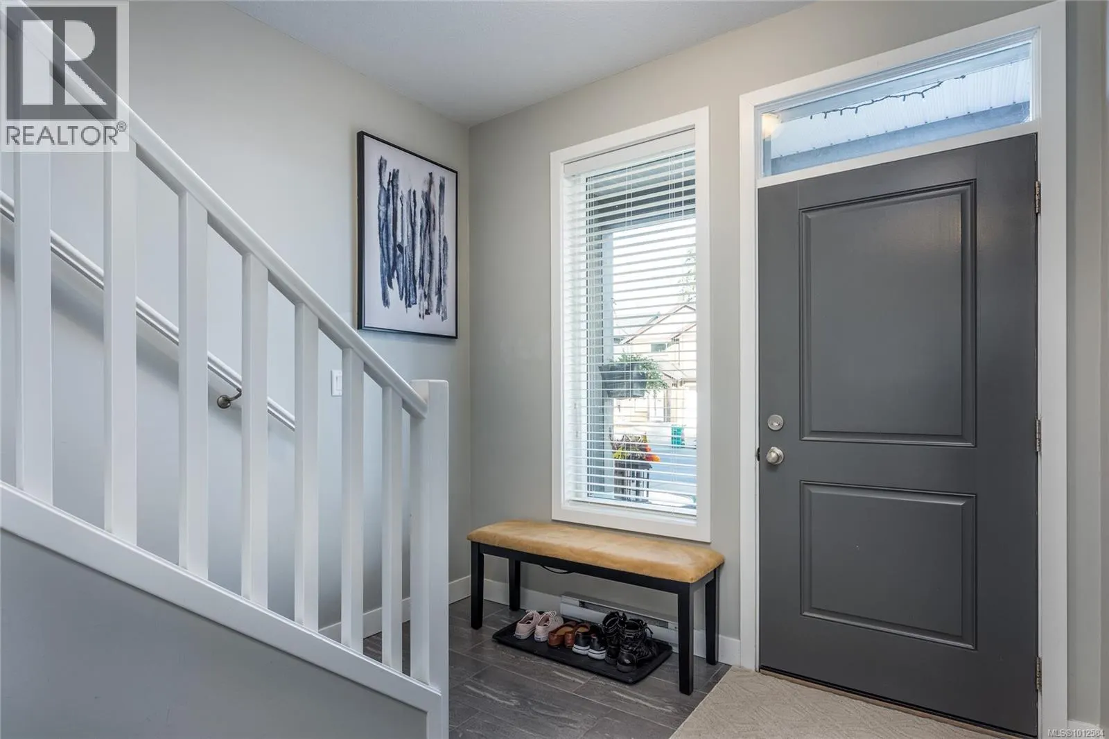 525 Steeves Rd