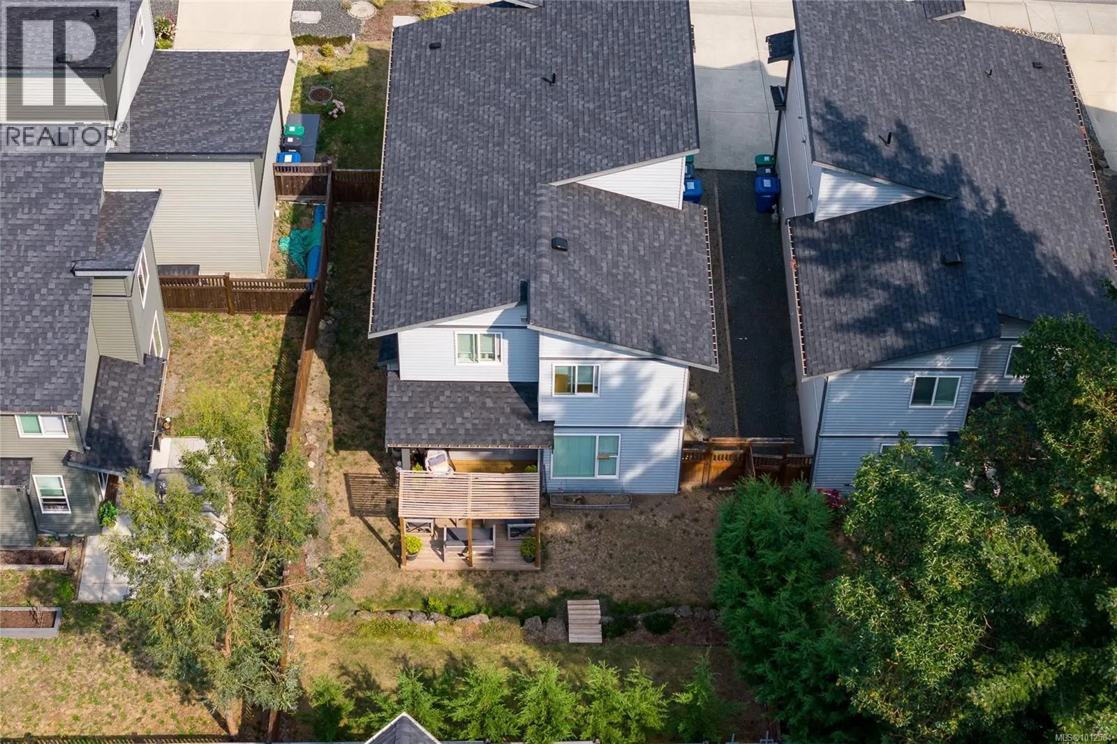 525 Steeves Rd