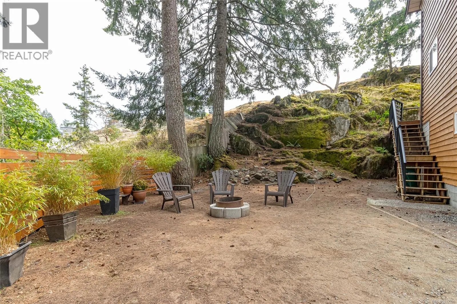 3359 Barrington Rd