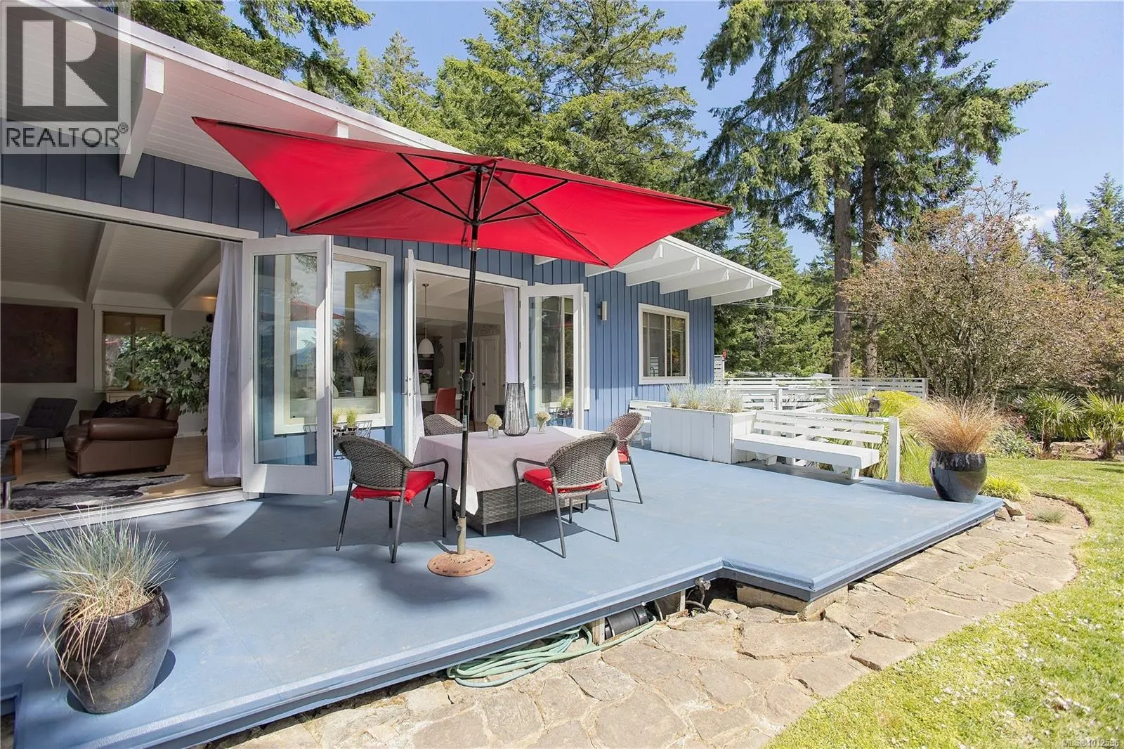 310 Woodland Dr