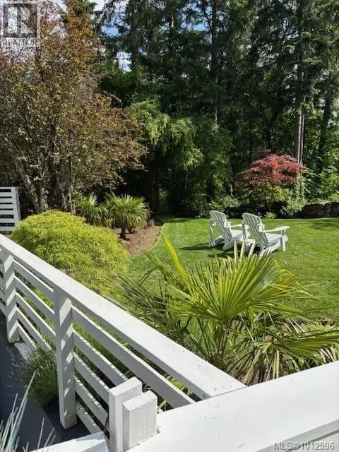 310 Woodland Dr