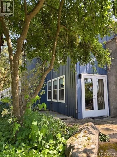 310 Woodland Dr