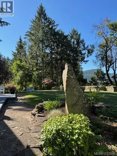 310 Woodland Dr