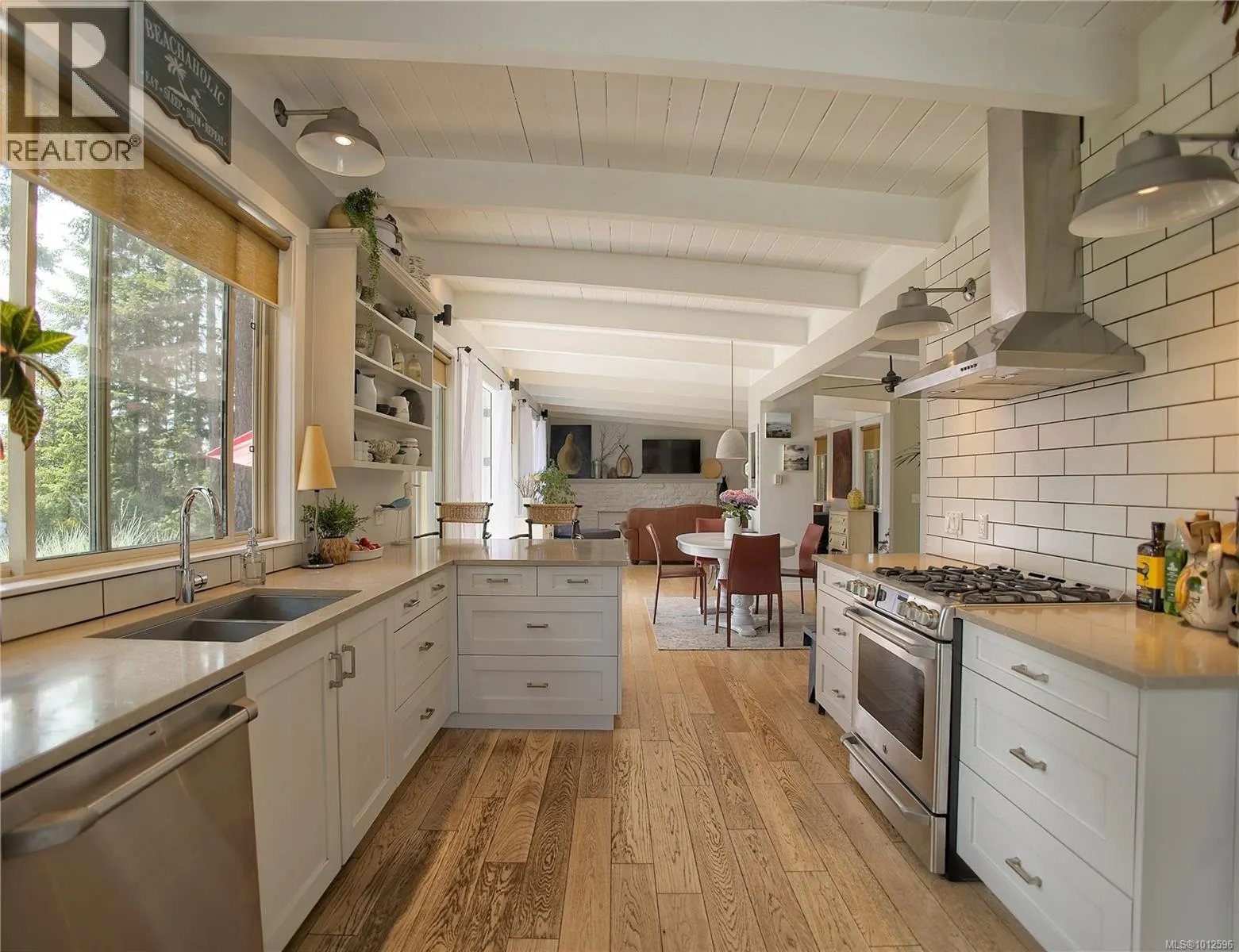 310 Woodland Dr