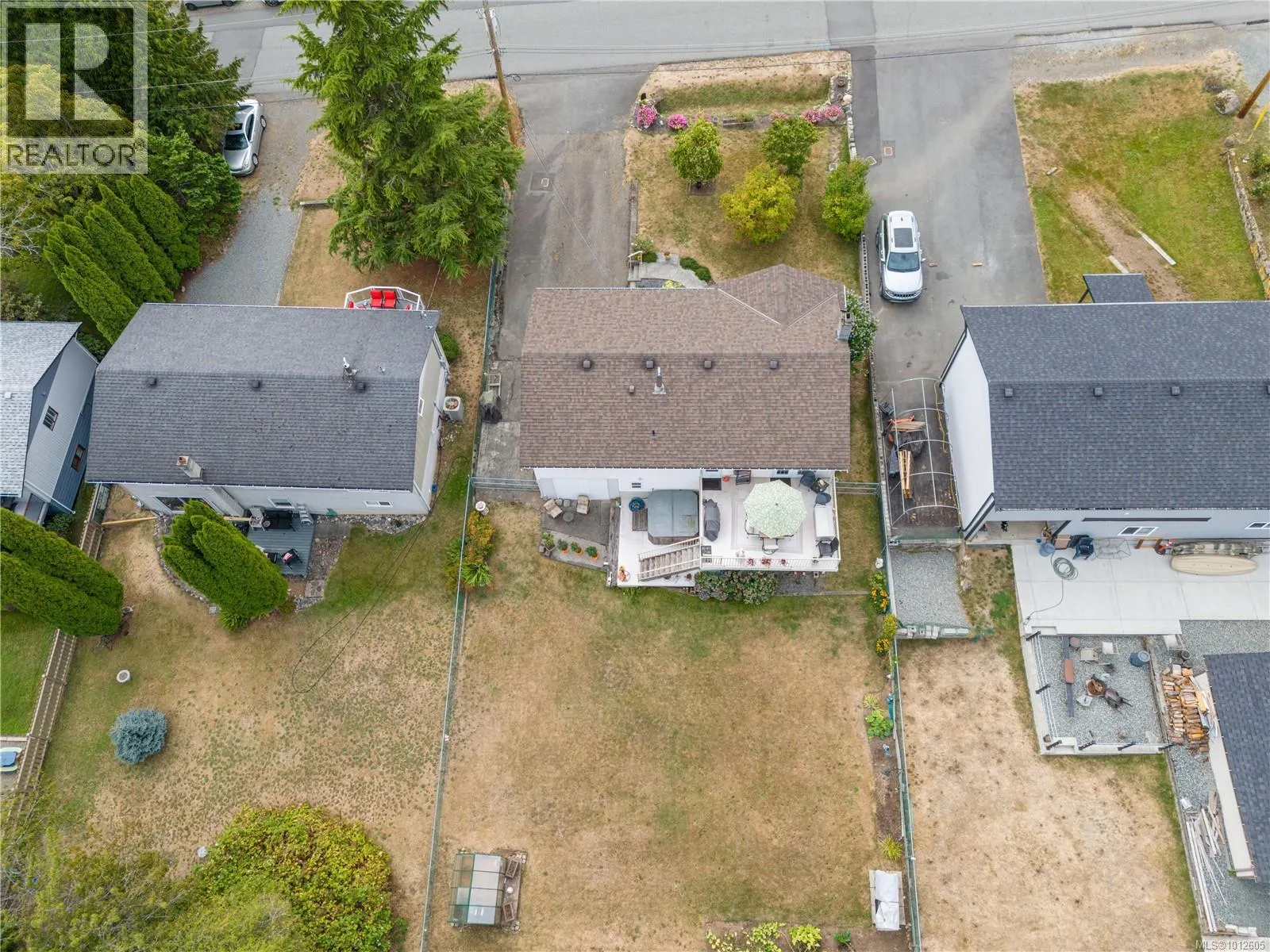 558 Weber St