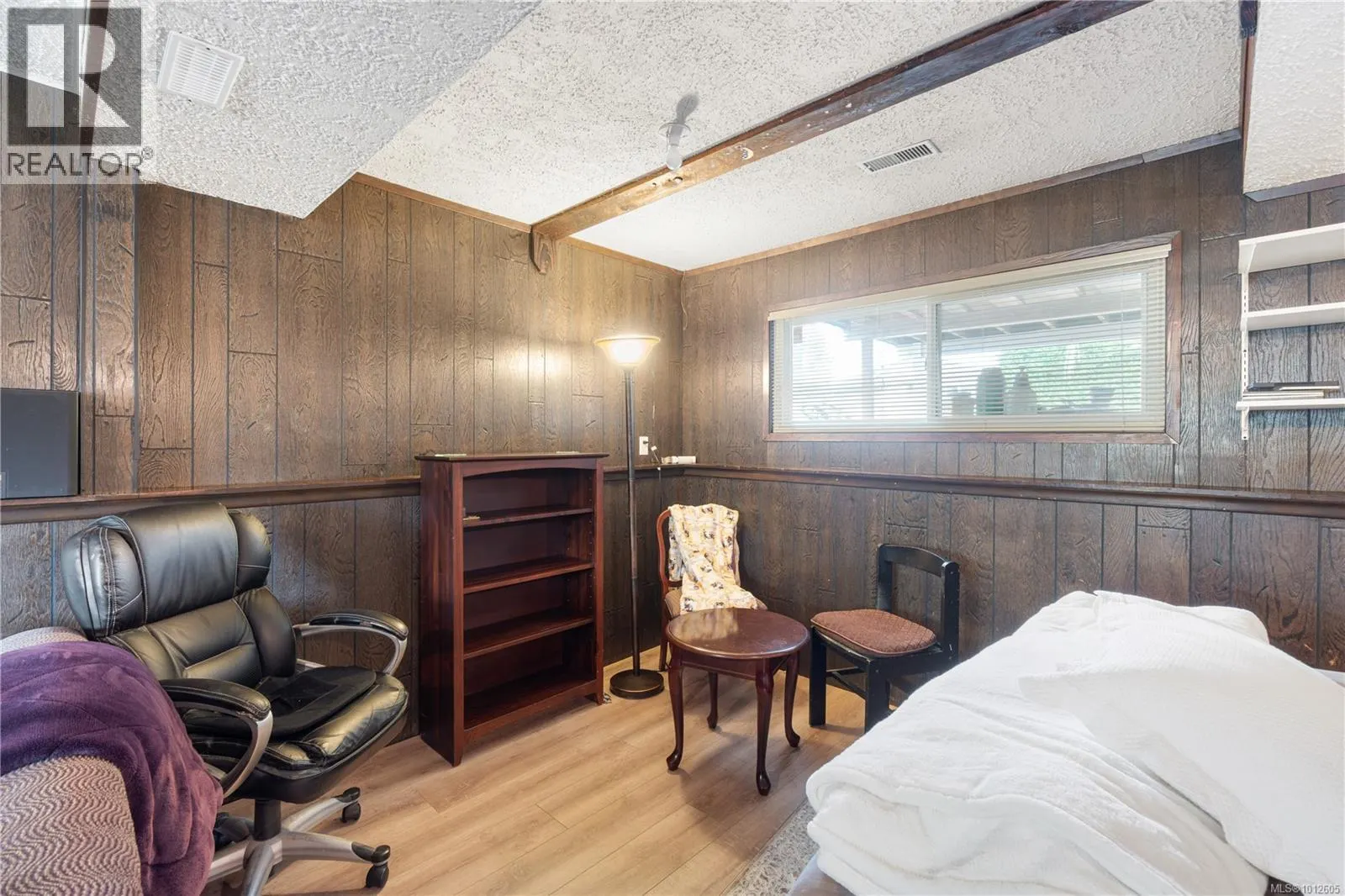 558 Weber St