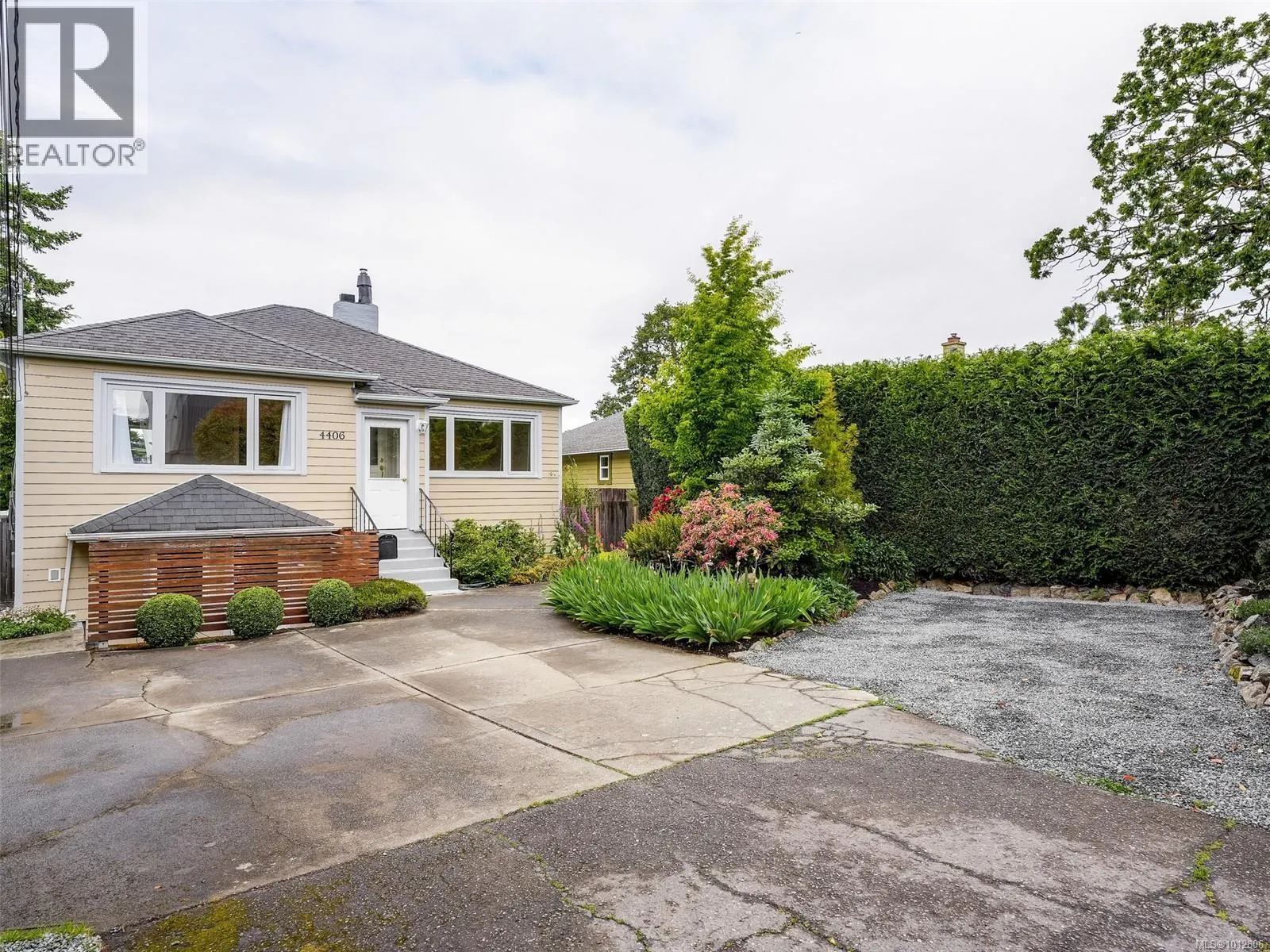 4406 Torquay Dr