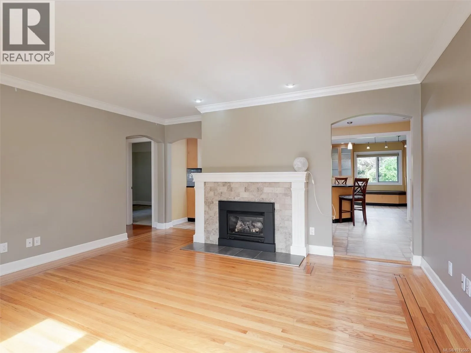4406 Torquay Dr