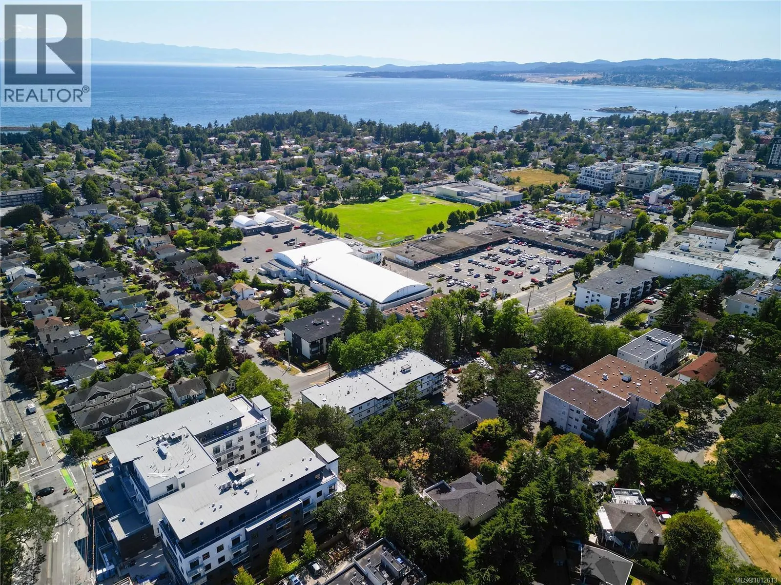 307 1124 Esquimalt Rd