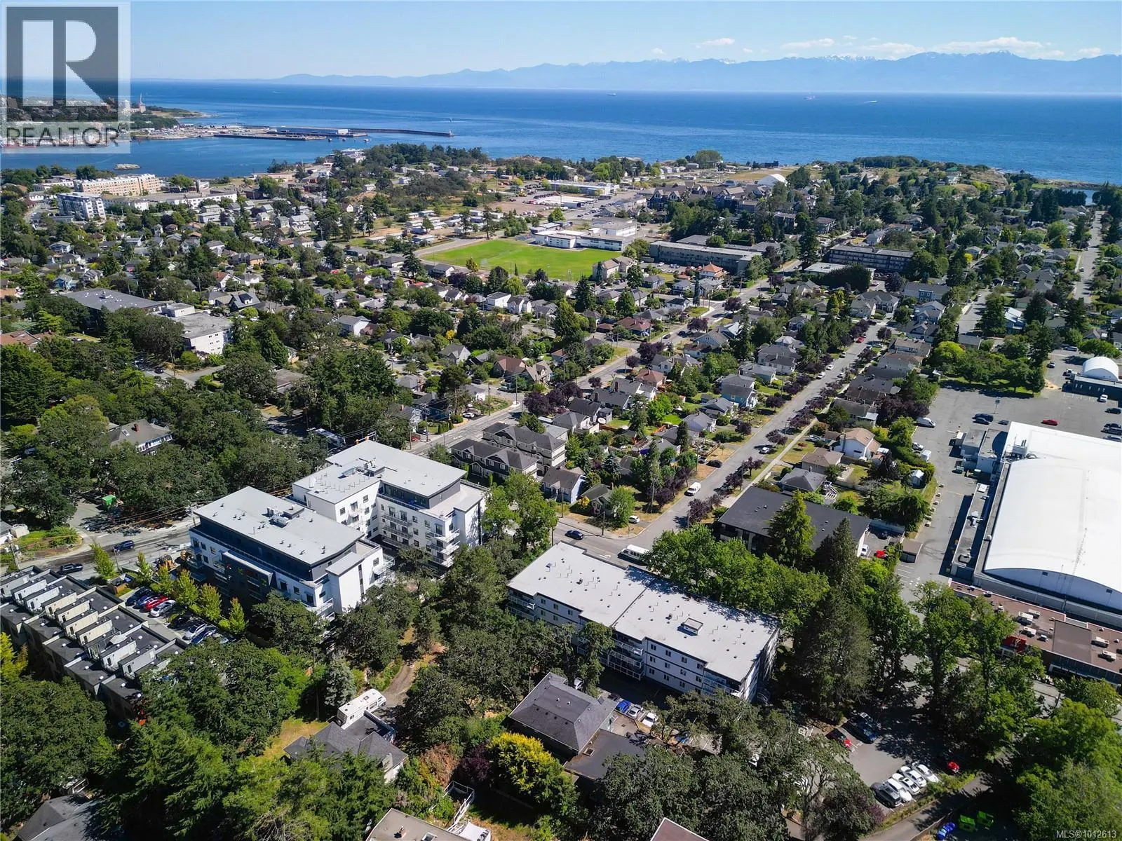 307 1124 Esquimalt Rd