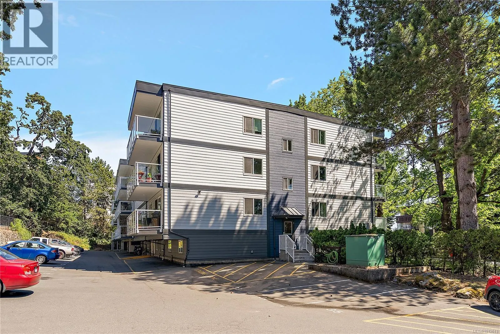 307 1124 Esquimalt Rd