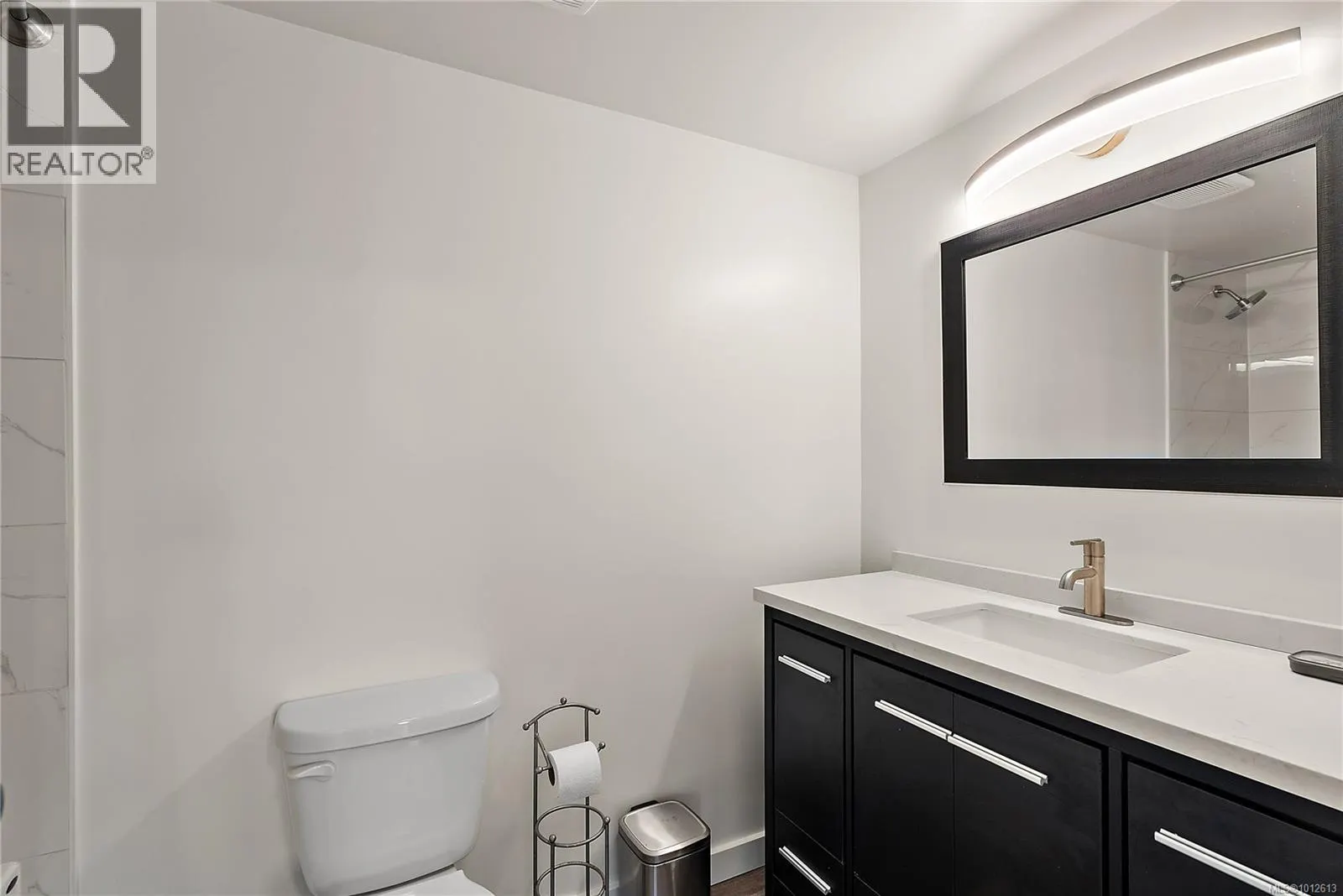 307 1124 Esquimalt Rd