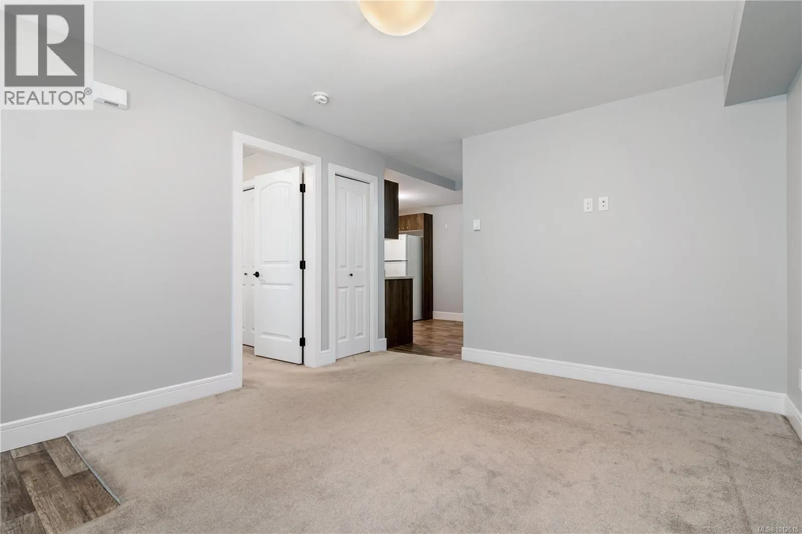 1194 Bombardier Cres