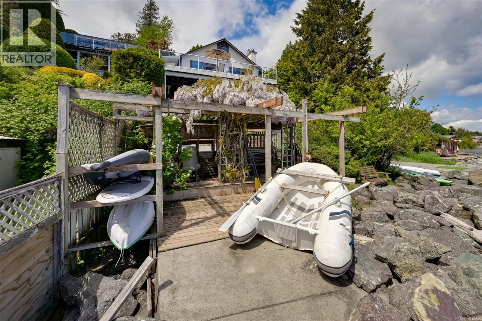 4955 Cordova Bay Rd