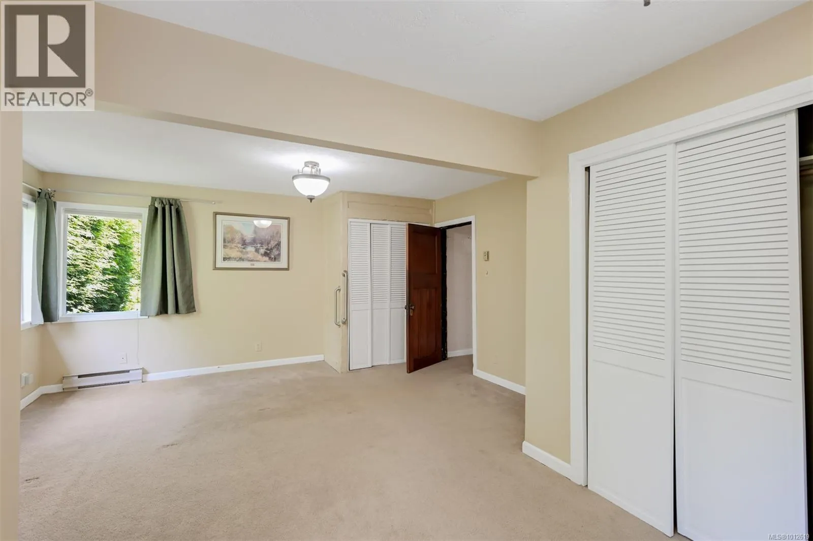 4955 Cordova Bay Rd