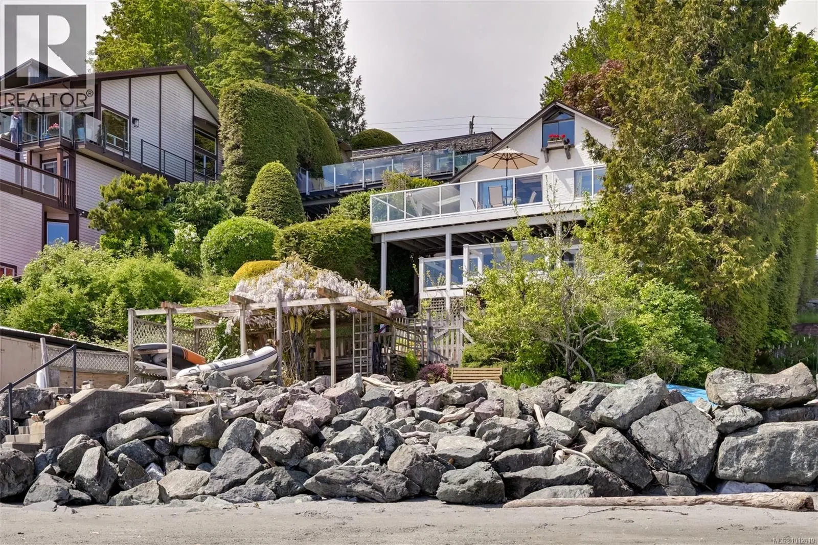 4955 Cordova Bay Rd